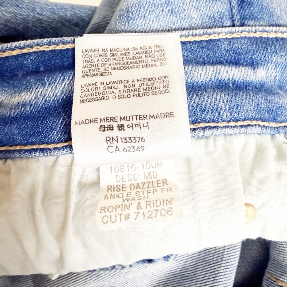 NEW MOTHER The Mid Rise Dazzler Ankle Step Fray Jeans Ropin’ N’ Ridin’ 33 NWOT - Picture 7 of 9